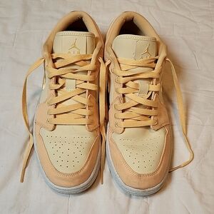 Nike Air Jordan Womens 11